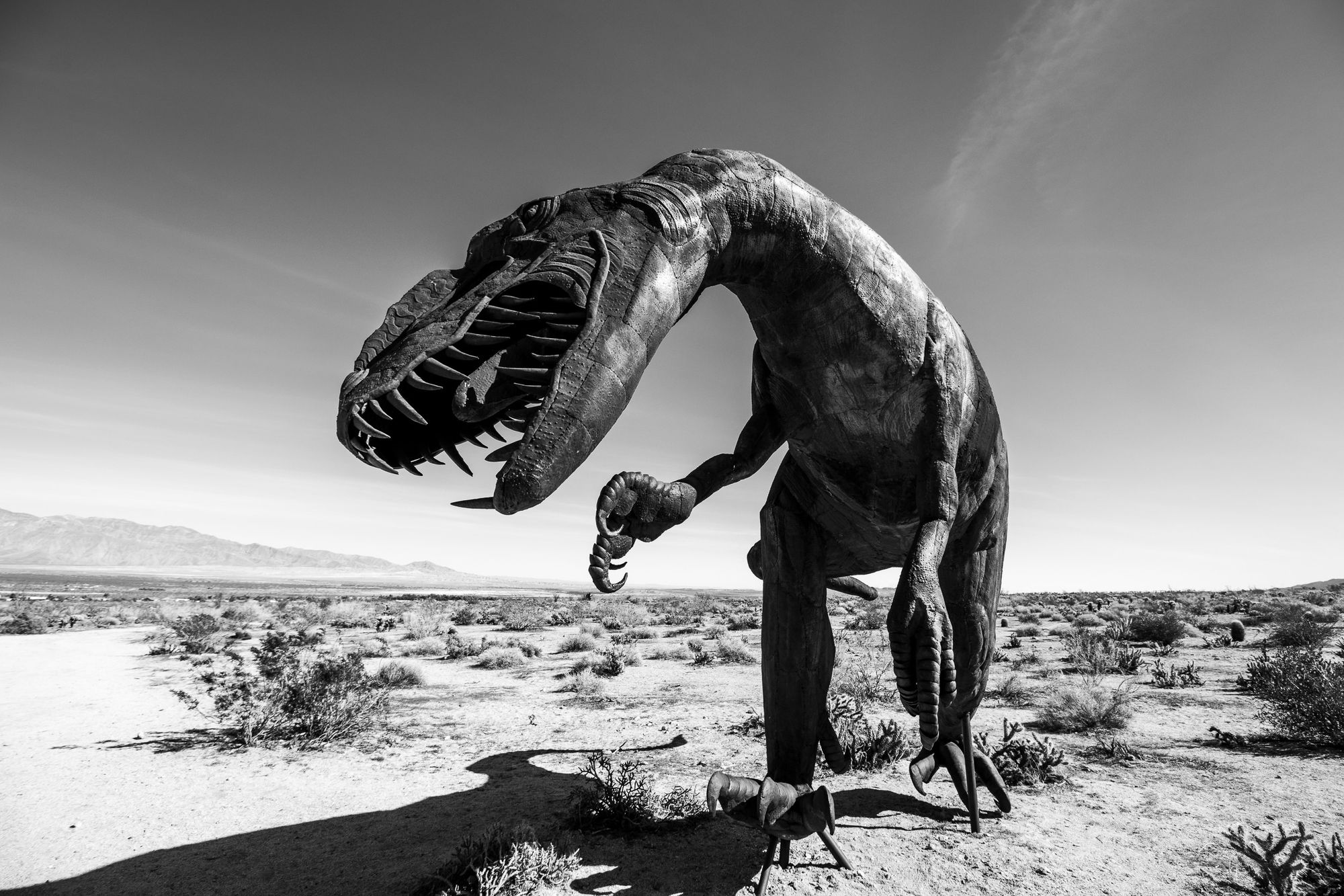 Dinosauři začali mizet již koncem křídy, tvrdí další vědecká studie